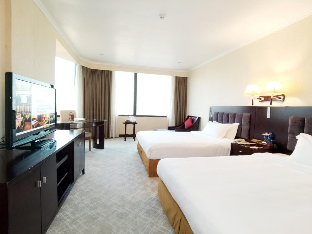 Majestic Hotel Гуанджоу Екстериор снимка