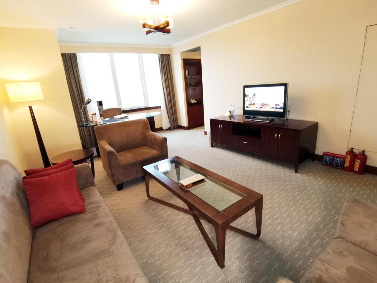 Majestic Hotel Гуанджоу Екстериор снимка