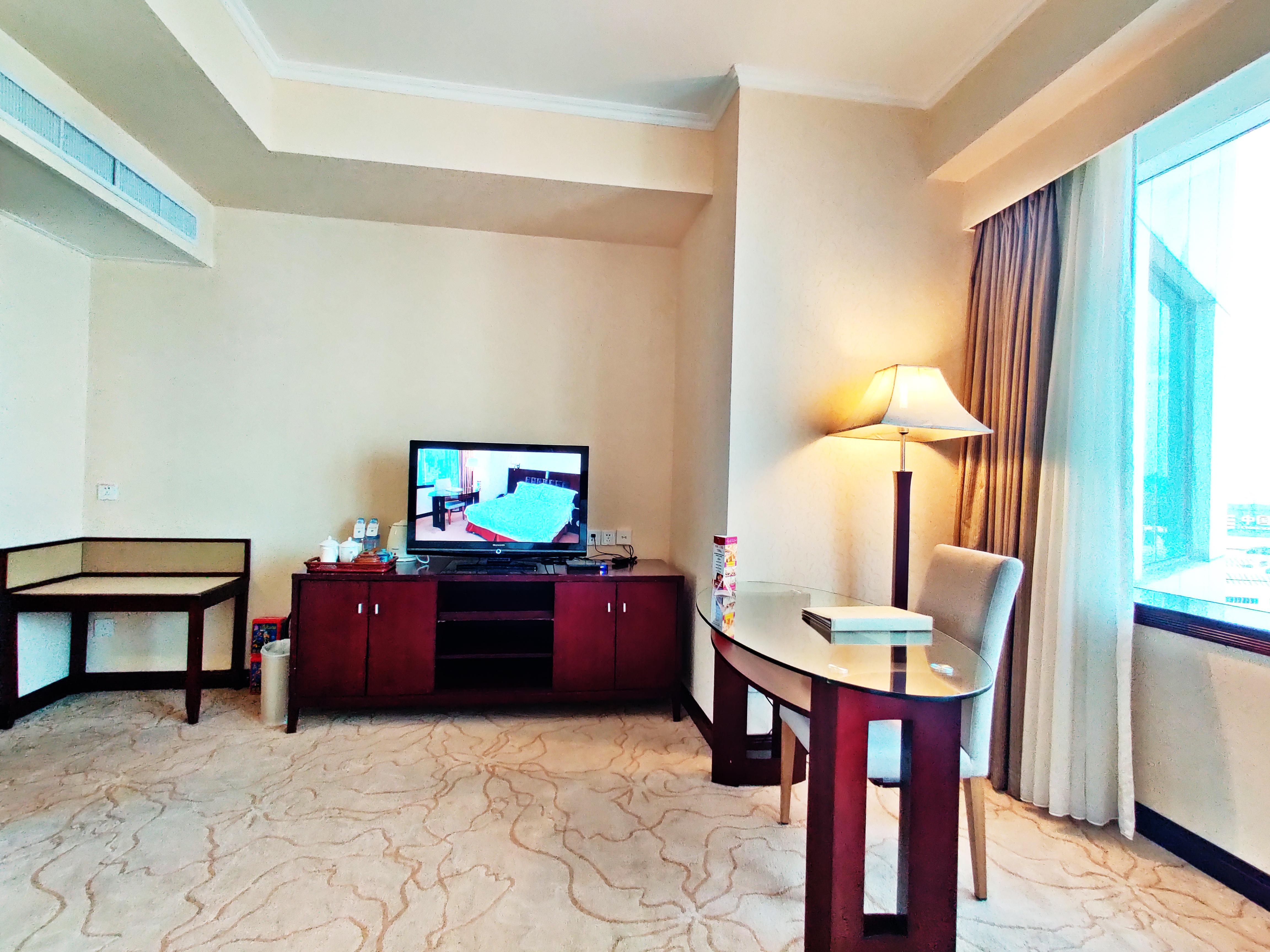 Majestic Hotel Гуанджоу Екстериор снимка