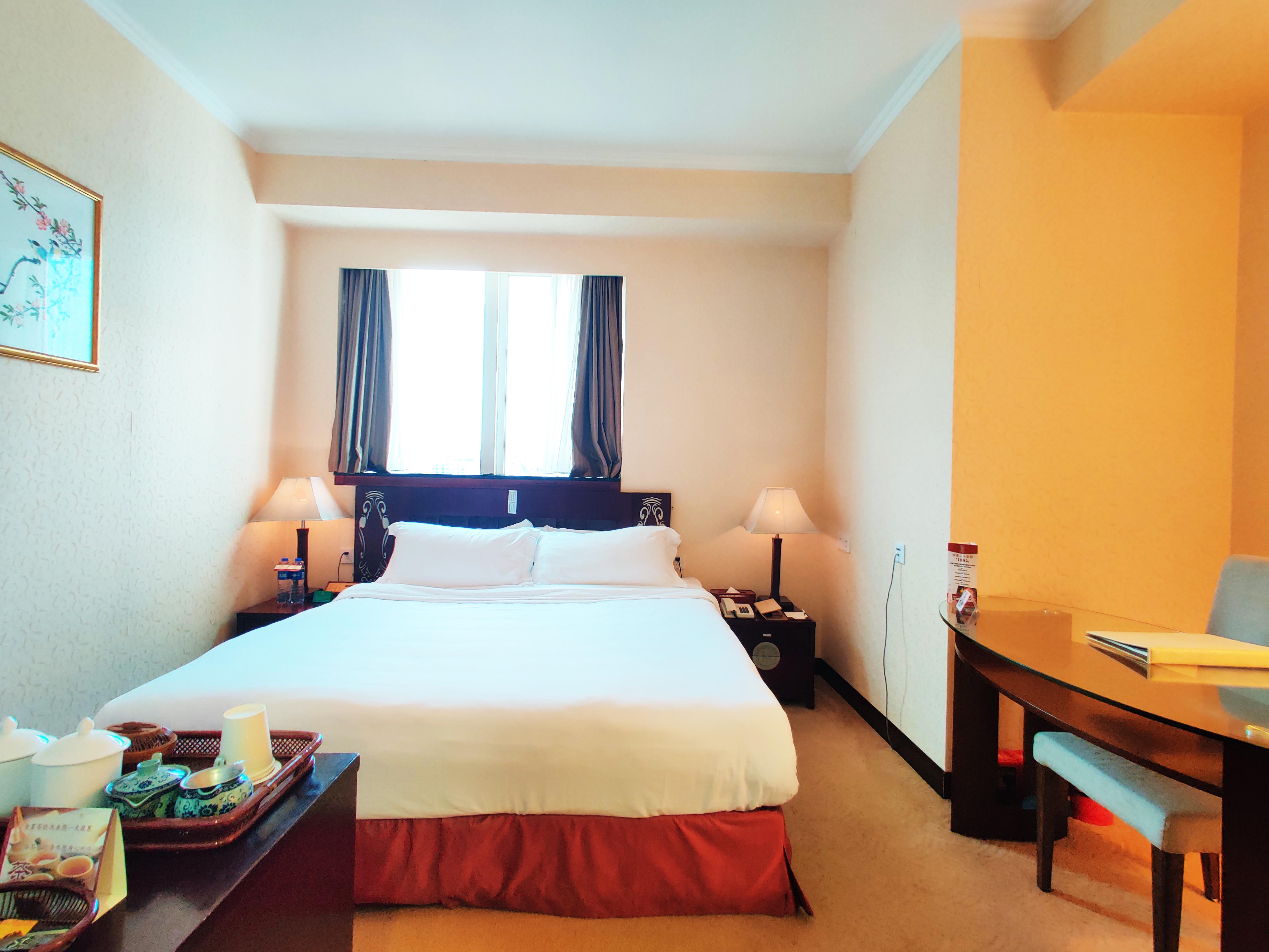 Majestic Hotel Гуанджоу Екстериор снимка